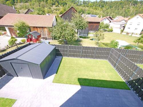 Garten mit Gartenhasu - 