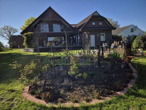 Gartenblick Zierbeete - 