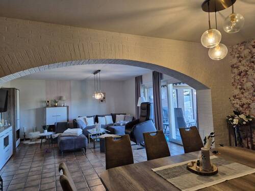 EG Esszimmer- u. Wohnbereich - 
