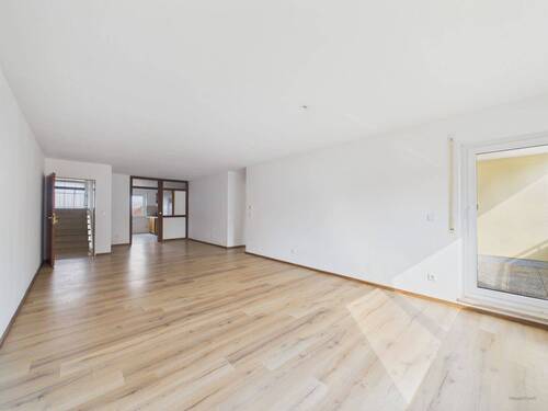 Wohn-Essbereich - Etagenwohnung mit 85,60 m&sup2; in Ellwangen (Jagst) zur Miete