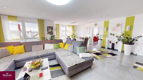 2.OG- Offener, heller Wohn-/ Essbereich - Bild 1 - 1 Zimmer Mehrfamilienhaus, Wohnhaus zum Kaufen in Trossingen