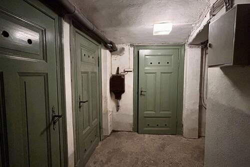 Keller mit Abstellräumen - 