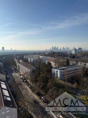 Skylineblick - 2 Zimmer Etagenwohnung in Frankfurt am Main / Bornheim