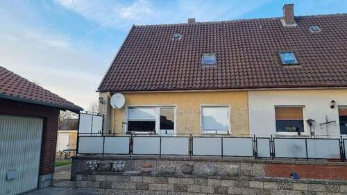 Balkon - 5 Zimmer Doppelhaushälfte in Schellerten