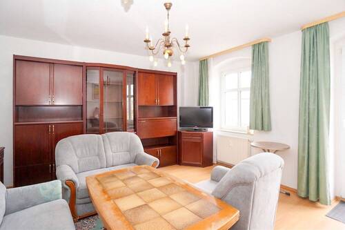 Wohnzimmer - 4 Zimmer Etagenwohnung in Dresden