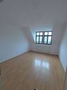 PIC_Wohnzimmer_WE10_Reg 10.jpg - 2-Raum Wohnung inkl. Einbauküche im Dachgeschoss