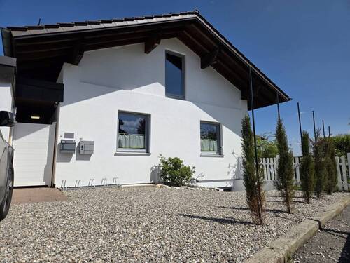 Süd-West-Ansicht - Einfamilienhaus mit 298,00 m&sup2; in Burghausen zum Kaufen