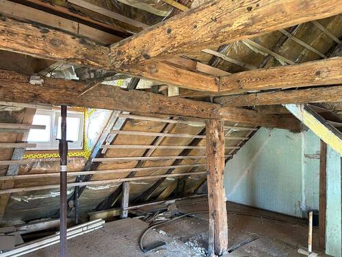 das ist nun Vergangenheit - 5 Zimmer Mehrfamilienhaus, Wohnhaus in Schwabach