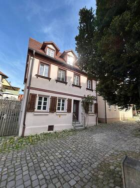Das Stadt-Haus - Mehrfamilienhaus, Wohnhaus mit 137,00 m² in Schwabach zum Kaufen