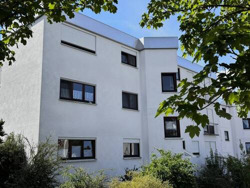 Aussenansicht - Schmucke 3,5 Zi. Wohnung in ruhiger Aussichtslage