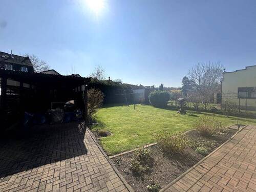 Gartenansicht (EG) - 6 Zimmer Mehrfamilienhaus, Wohnhaus zum Kaufen in Oberhausen