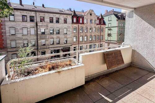 Titelbild - Komfortabel wohnen im 2. Obergeschoss - mit Fahrstuhl und Balkon! SOFORT bezugsfrei!