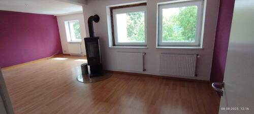 Wohnzimmer - 4 Zimmer Etagenwohnung zur Miete in Steyerberg