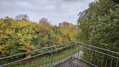 Balkon - Etagenwohnung mit 76,00 m² in Ellwangen (Jagst) zur Miete
