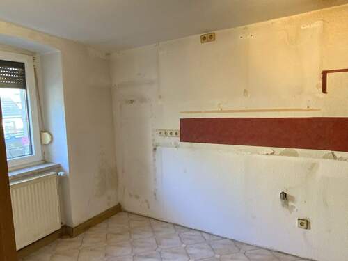 Erdgeschoss Küche - Einfamilienhaus mit 80,00 m² in Pößneck zum Kaufen