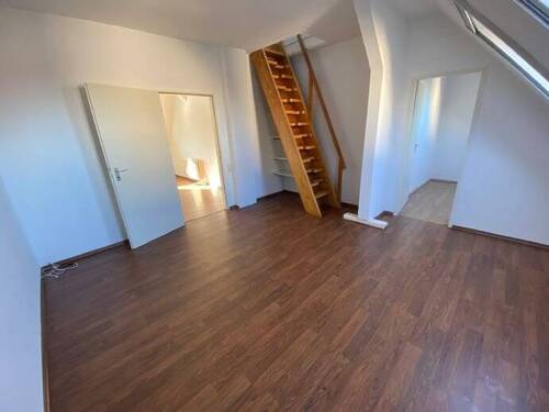 Zimmer 2 - 2 Zimmer Etagenwohnung zur Miete in Hamburg