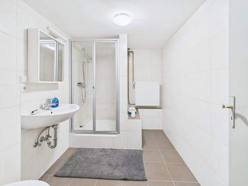 Badezimmer (Keller) - 