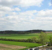 Machen Sie Ihren Traum wahr! Sanierte 3 Zi.. Wohnung mit Fernblick! - Schwabach Eichwasen