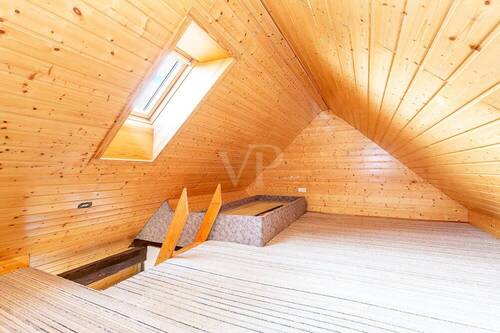 Spitzboden - 