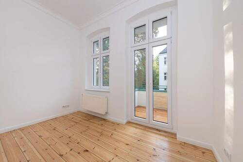 Schlafzimmer mit Balkon - 