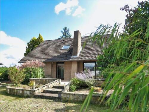 Hausseite - 4 Zimmer Einfamilienhaus in Wolfsburg