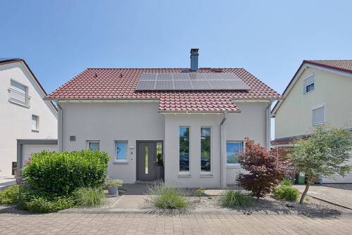 2025_06_20_DI_Real_Estate__W6A4037_web_full - Modern, energieeffizient & neuwertig - Ihr Traumhaus im Stuttgarter Norden