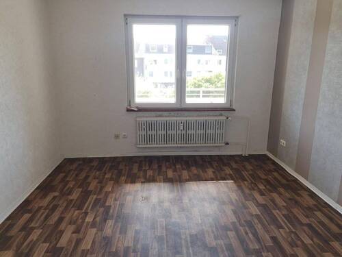 Schlafzimmer - 2 Zimmer Etagenwohnung zur Miete in Duisburg