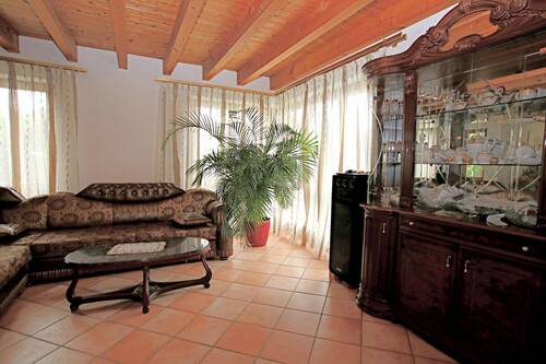 Wohnzimmer Hauptwohneinheit - 