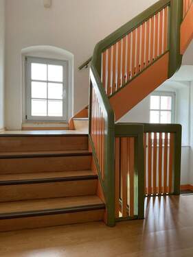 Treppenhaus - Etagenwohnung mit 55,00 m&sup2; in Burgstädt zur Miete