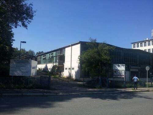 Ansicht Otto-Schmerbach-Str - ZUFAHRT Hallenfläche - Halle zur Miete in Chemnitz