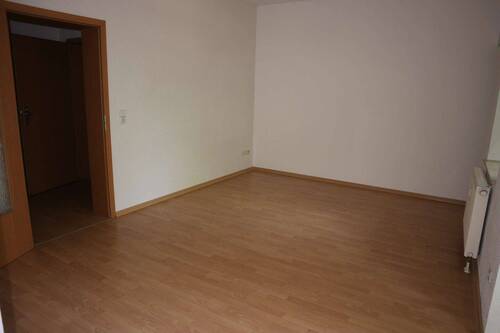 Wohnzimmer - Etagenwohnung mit 35,40 m² in Chemnitz zur Miete