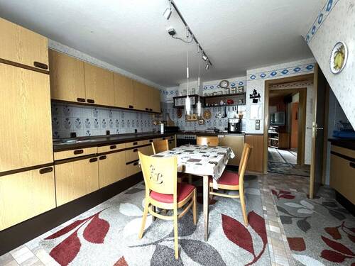 Küche I - 4 Zimmer Einfamilienhaus in Saarbrücken