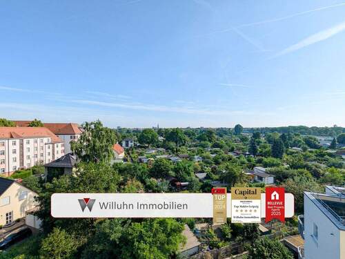 Weitblick vom Balkon - Charmante 3-Zimmer-Wohnung in ruhiger Lage 