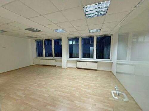 Bürofläche - Logistiker im Haus - 2.550,00&nbsp;EUR Kaltmiete, ca.&nbsp; 254,00&nbsp;m&sup2;&nbsp;Wohnfl&auml;che