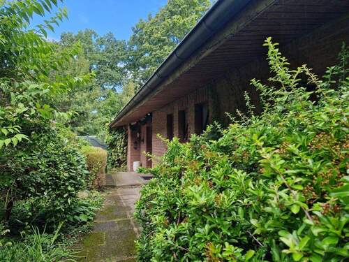 Außenansicht - Einfamilienhaus mit 207,00 m&sup2; in Ammersbek zum Kaufen