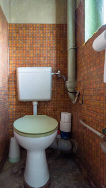 Gaeste-WC (OG).jpg - 