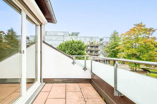 Dachterrasse 1 - 