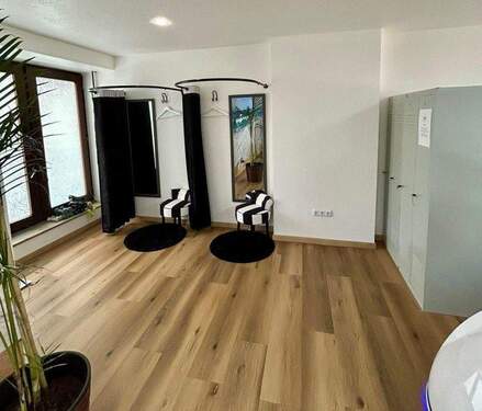 rückwärtiger Bereich - 