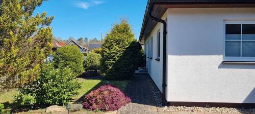 Vor dem Haus - 
