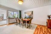 Haus mit 3 separaten Wohnungen - 