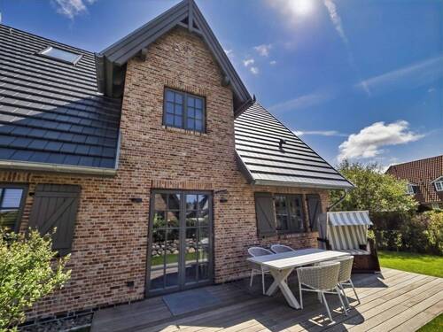 Hausansicht - 6 Zimmer Einfamilienhaus zum Kaufen in Sylt