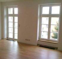 ~ Helle Traumwohnung mit Badewanne, Dusche & Balkon in ruhiger und zentraler Lage! ~ - Schwerin Feldstadt