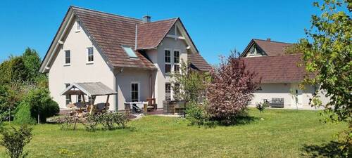 Hausansicht - Kennen Sie das: man betritt einen Raum und ist Zuhause!
