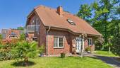 Ansicht - Sehr gepflegtes Einfamilienhaus für gehobene Ansprüche