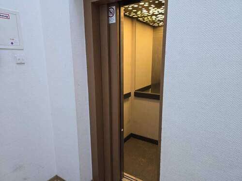 Fahrstuhl - 