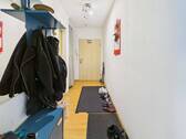 Flur - Etagenwohnung mit 81,00 m&sup2; in Bielefeld zum Kaufen