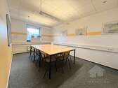 Raum 2 - Büro mit 123,00 m&sup2; in Henstedt-Ulzburg zur Miete