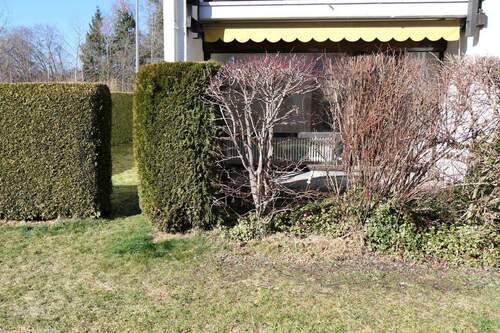 01-Südansicht - Bezugsfrei: Gut geschnittene 2-Zimmer-Wohnung mit Terrasse