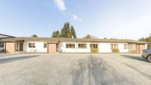 Außen - Blick auf Wohneinheiten - 