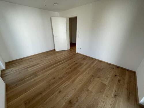 Schlafen - Etagenwohnung mit 76,80 m&sup2; in Fürth zur Miete